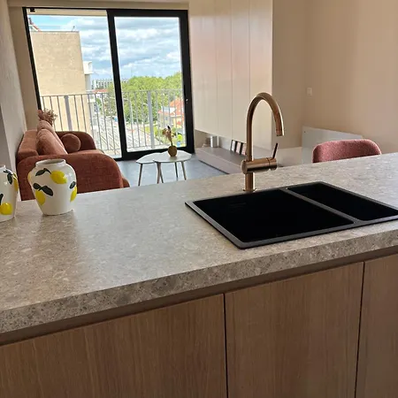 Διαμέρισμα Trendy Modern *